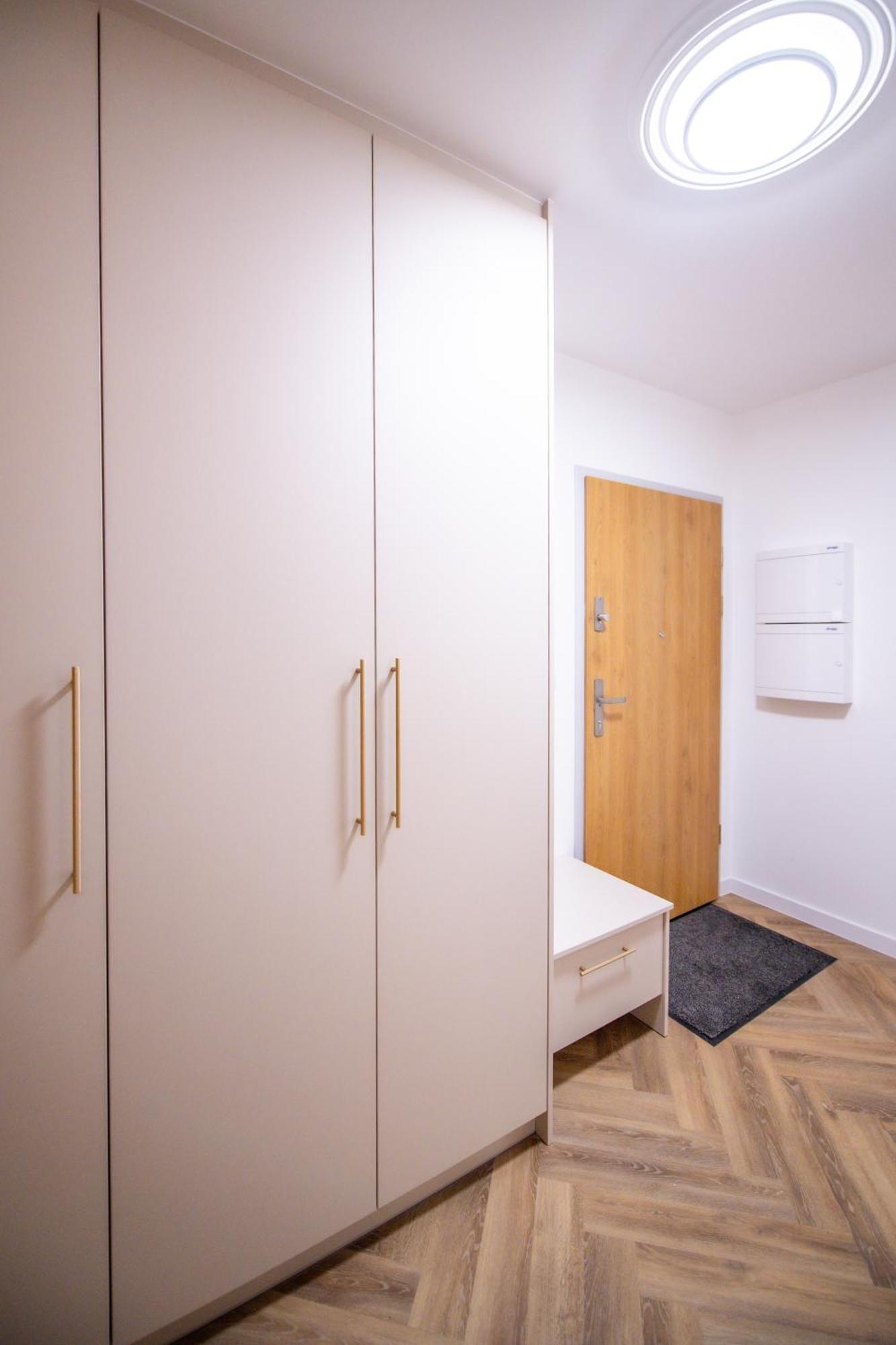 Apartament Mikolowska Z Balkonem Gliwice Exterior foto